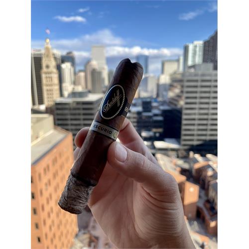 Davidoff Escurio Gran Toro 5 1/2 * 58