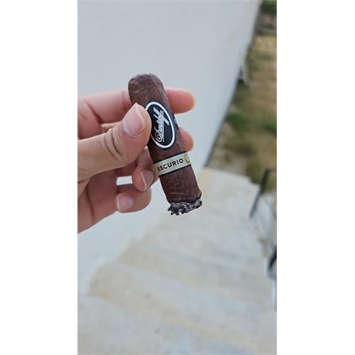Davidoff Escurio Petit Robusto 3 1/4 * 50