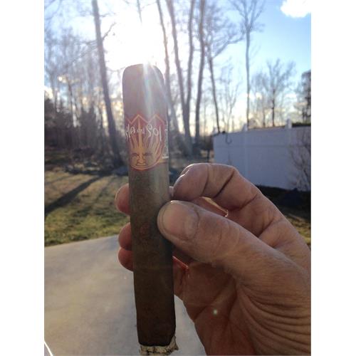 Isla del Sol SunGrown Toro 6  * 52