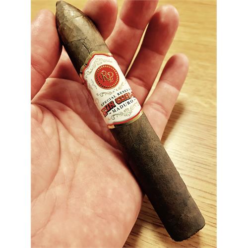 Rocky Patel Sun Grown Maduro Robusto 5  * 50