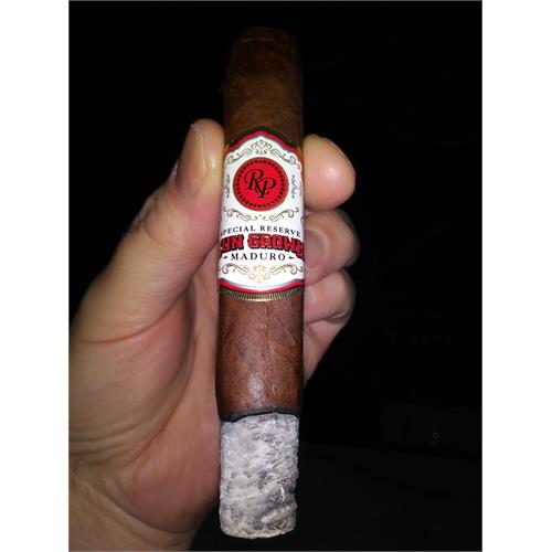 Rocky Patel Sun Grown Maduro Robusto 5  * 50