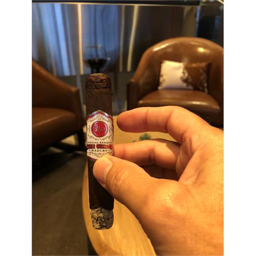 Rocky Patel Sun Grown Maduro Robusto 5  * 50