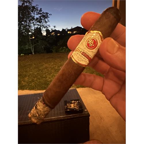 Rocky Patel Sun Grown Maduro Toro 6 1/2 * 52