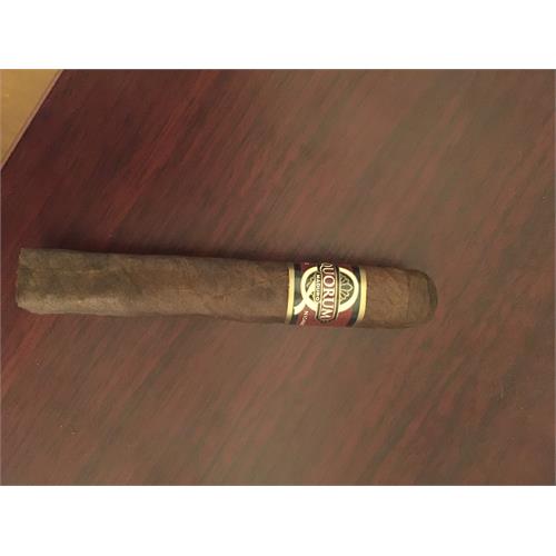 Quorum Maduro Toro 6  * 50