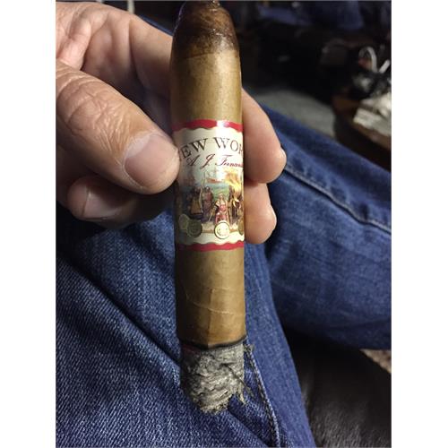 New World Connecticut Belicoso 6  * 54