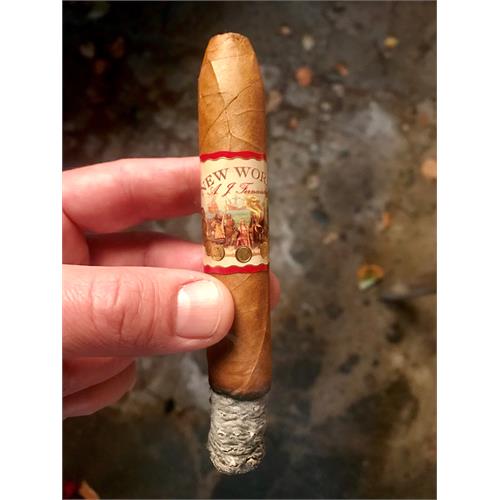New World Connecticut Belicoso 6  * 54