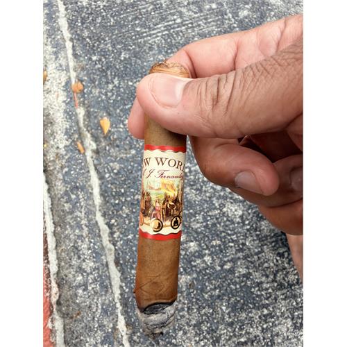 New World Connecticut Toro 6  * 52