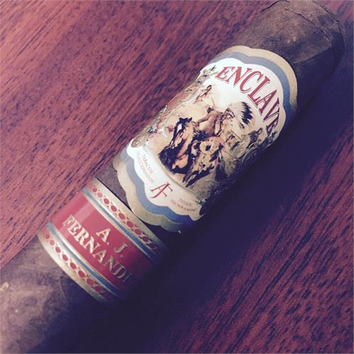 Enclave Robusto 5  * 52