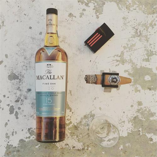 Zino Platinum Crown Series Chubby Especial 5 7/8 * 61