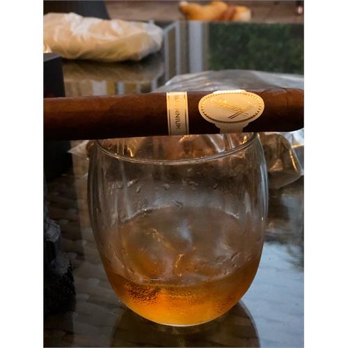 Davidoff Millennium Robusto 5 1/4 * 50