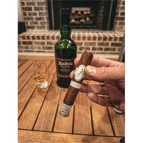 Davidoff Millennium Robusto 5 1/4 * 50