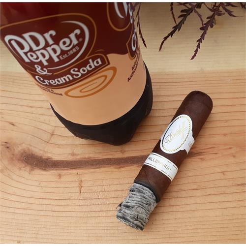 Davidoff Millennium Short Robusto 4 1/4 * 52