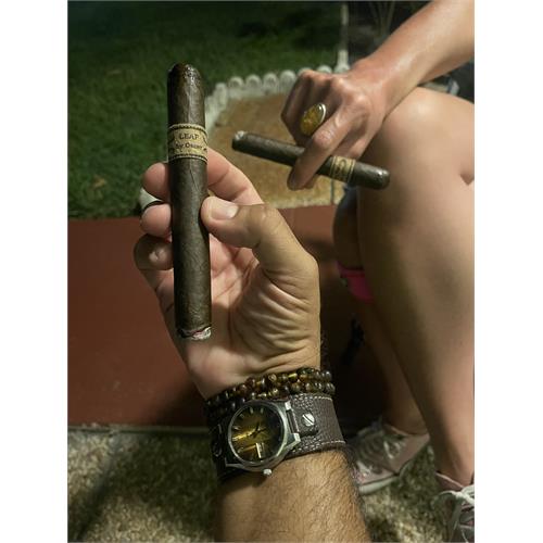 Leaf by Oscar Maduro Toro 6  * 52