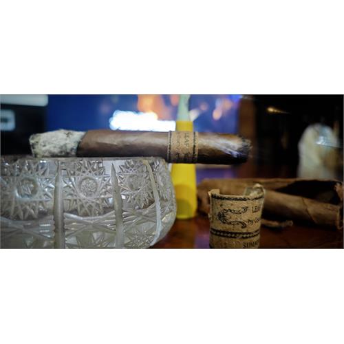 Leaf by Oscar Sumatra Toro 6  * 52