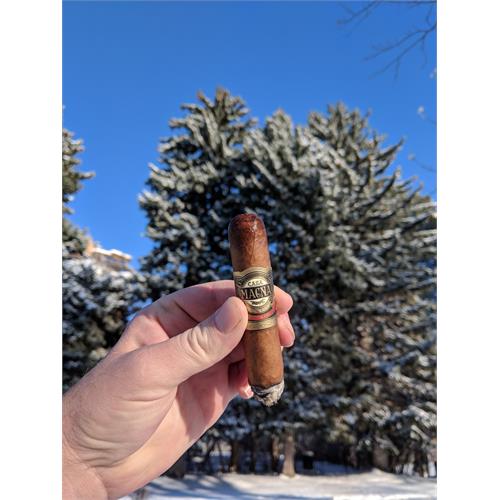 Casa Magna Colorado Box Pressed Toro 6  * 50
