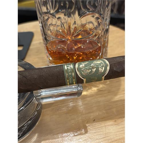 Matilde Oscura Robusto 5 1/4 * 50