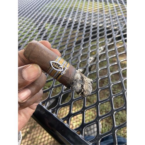 Quesada 40th Anniversary Toro Real 6  * 65