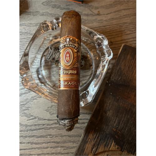 Alec Bradley Tempus Nicaragua Robusto 5  * 50