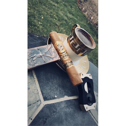 Gurkha Royal Challenge Robusto 5  * 50