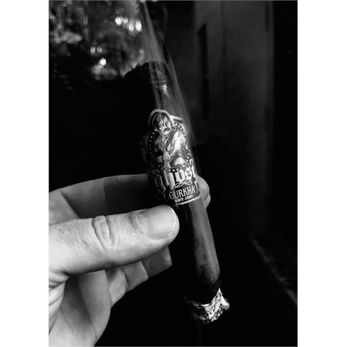 Gurkha Ghost Shadow 5  * 52