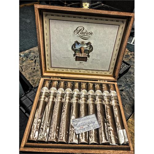 Padron Damaso No. 8 5 1/2 * 46