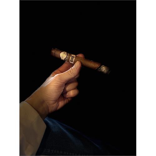 Padron Damaso No. 15 6  * 52