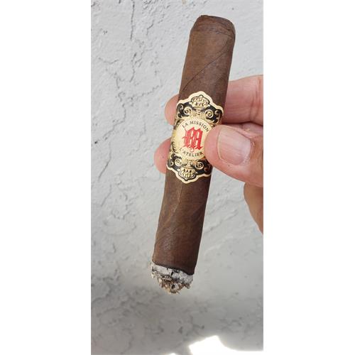 La Mission L atelier 2009 6 1/2 * 56