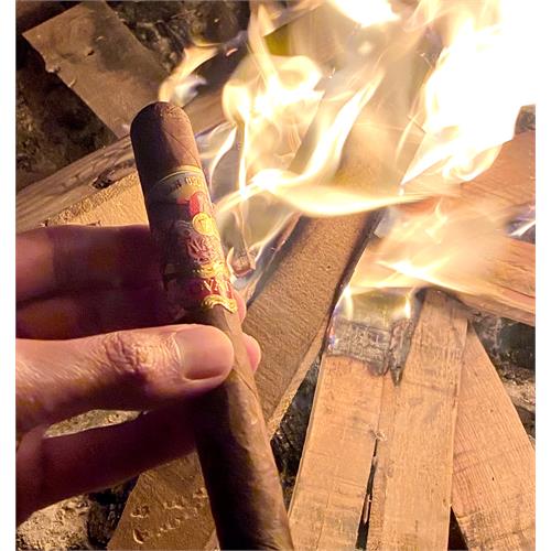 San Cristobal Ovation Decadence Toro 6 1/2 * 52