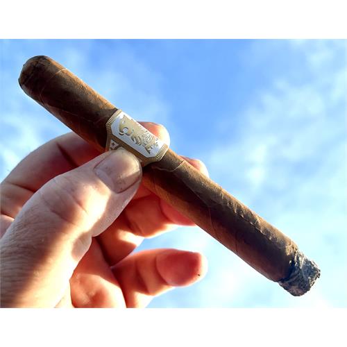 Liga Undercrown Connecticut Shade Corona 5 5/8 * 46