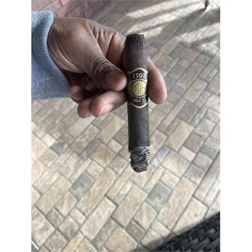 1502 Black Gold Corona 5 1/2 * 42