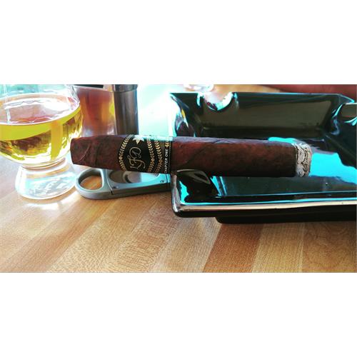 La Flor Dominicana Chapter I Chisel 6 1/2 * 58