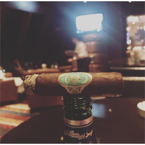 Crowned Heads La Imperiosa Magicos 4 1/2 * 52