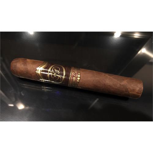La Flor Dominicana Cameroon Cabinet No. 5 5  * 50