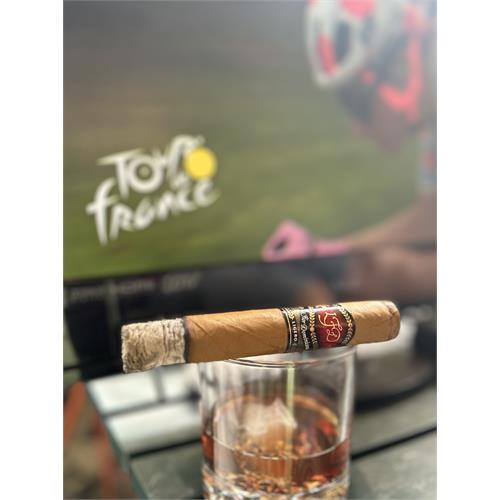 La Flor Dominicana Ligero Natural L-400 5 3/4 * 54