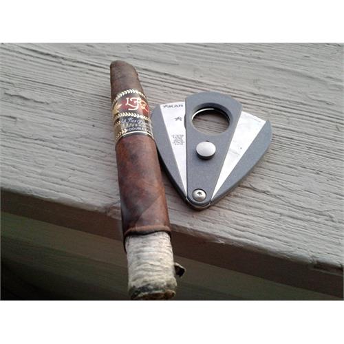 La Flor Dominicana Double Ligero Maduro Chisel 6  * 54
