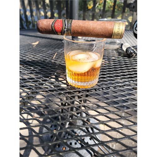 La Flor Dominicana Ligero Natural L-Granu 6  * 64