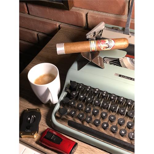 La Rosa De Sandiego Connecticut Inmenso XO 6  * 60