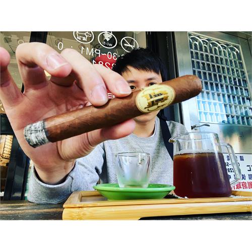 Caldwell The King is Dead Premier 5 1/2 * 50