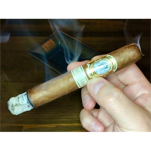 La Palina Mr. Sam Toro 6  * 50