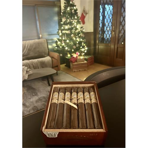 La Palina Mr. Sam Toro 6  * 50