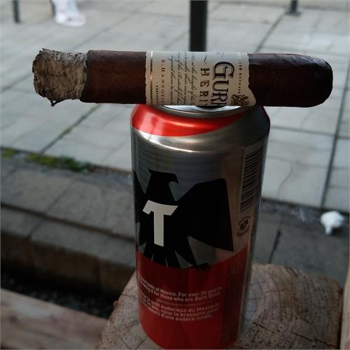 Gurkha Heritage Robusto 5  * 55