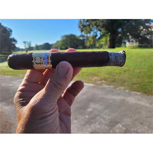 Asylum Insidious Maduro Gordo 7  * 64