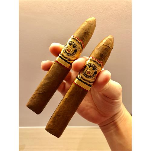Arturo Fuente Don Carlos Eye of the Shark 5 3/4 * 52