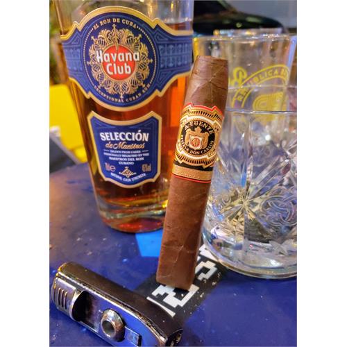 Arturo Fuente Don Carlos Eye of the Shark 5 3/4 * 52