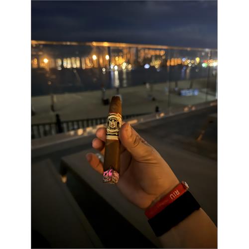 Arturo Fuente Don Carlos Eye of the Shark 5 3/4 * 52