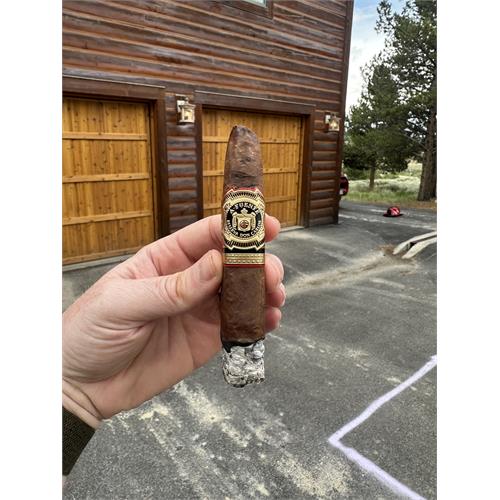 Arturo Fuente Don Carlos Eye of the Shark 5 3/4 * 52