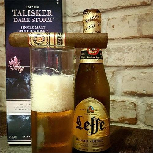 Arturo Fuente Don Carlos Personal Reserve 5  * 50