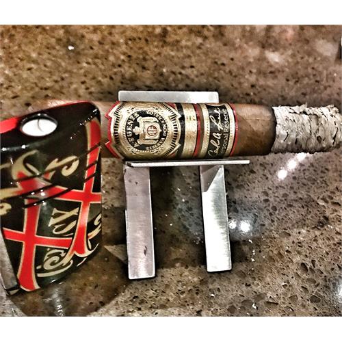 Arturo Fuente Don Carlos Personal Reserve 5  * 50