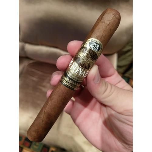 Debonaire Habano Robusto 5 1/4 * 50