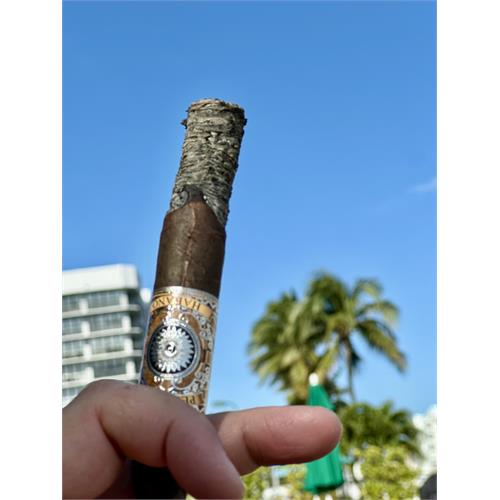 Perdomo Habano Maduro Torpedo 6 1/2 * 54